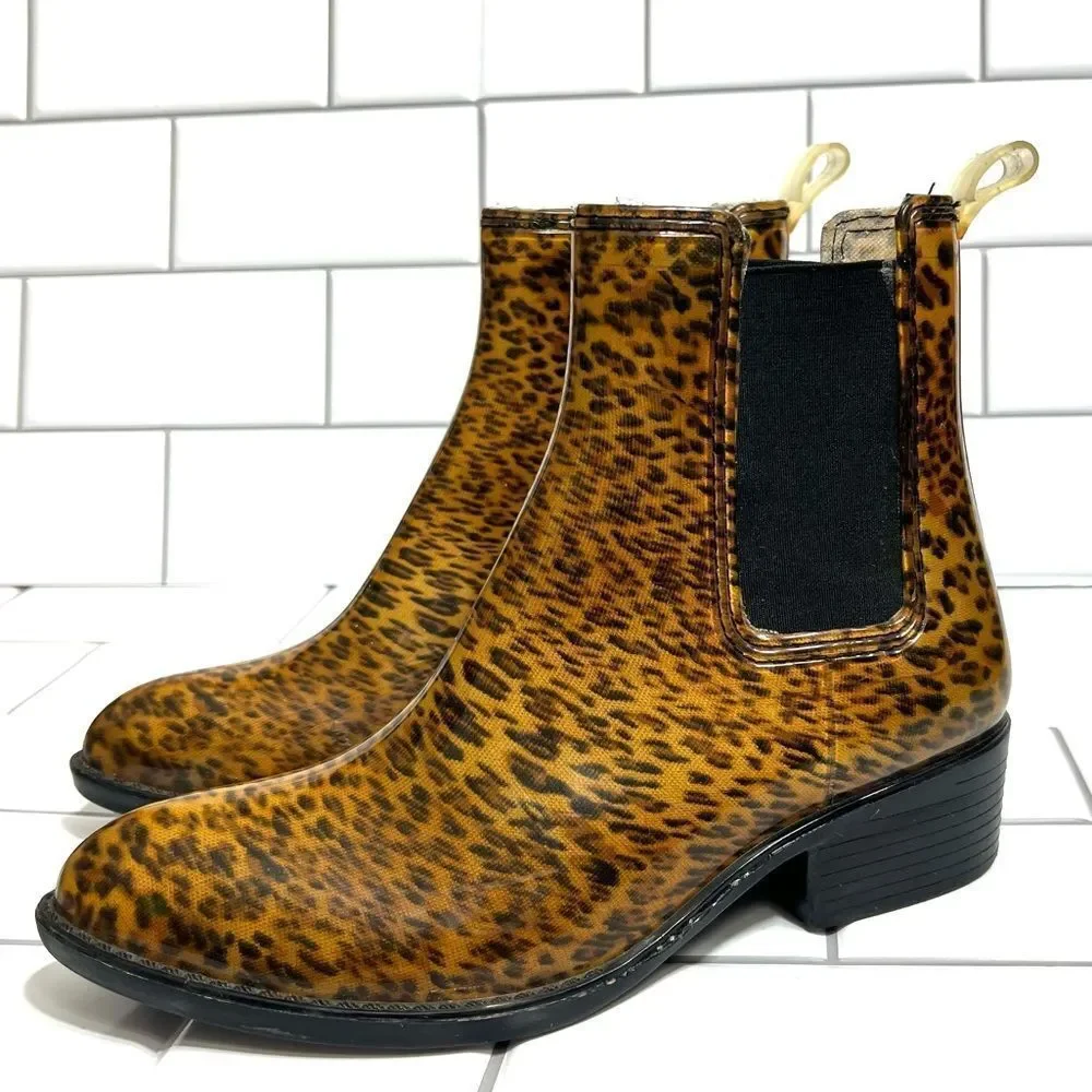 Jeffrey Campbell Rain Boots Leopard Cheetah Print Rubber Chelsea Boots Size 7